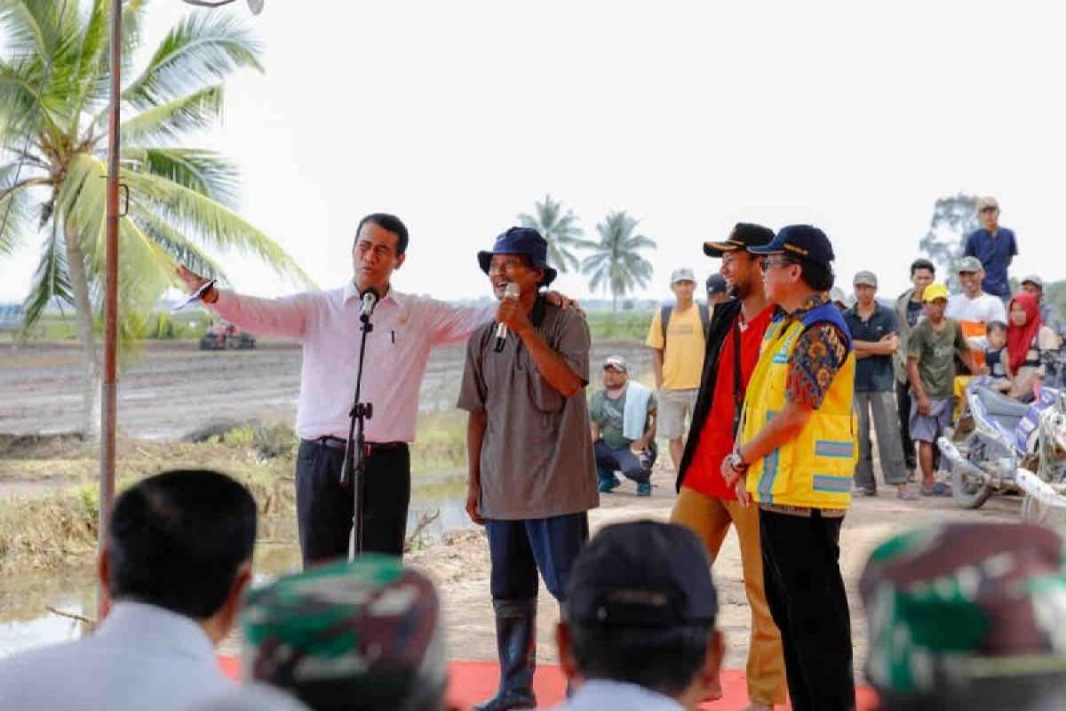 Mentan siapkan benih hingga pupuk tingkatkan produksi petani Sumsel