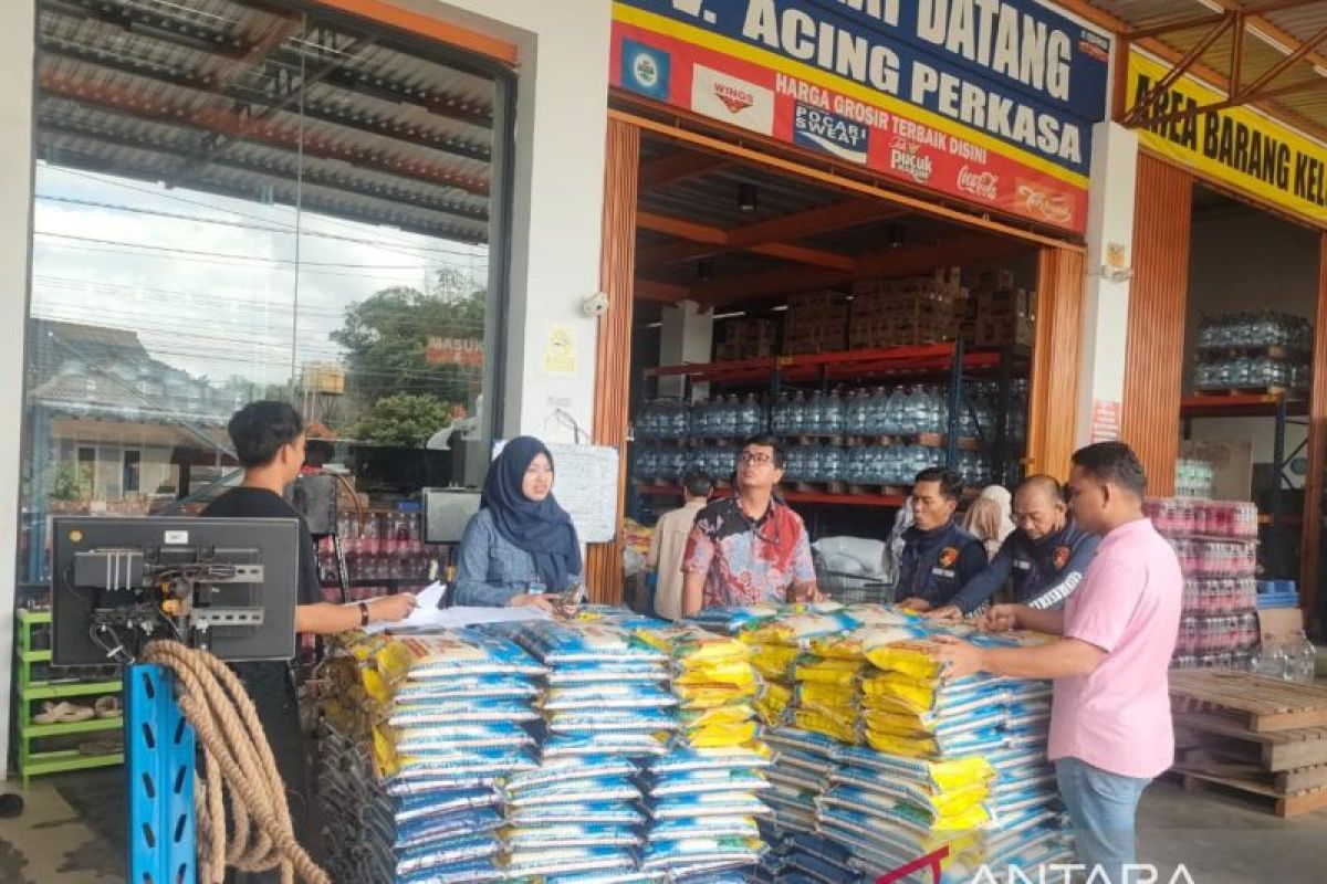 Satgas Pangan Bangka Belitung pantau bahan pokok di gudang distributor