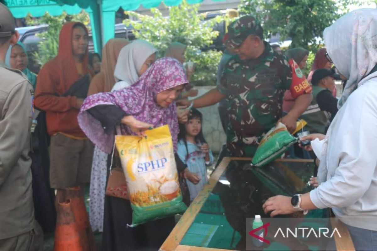 Pemkab Bogor gandeng Kadin jual beras murah keliling pasar tradisional kendalikan inflasi
