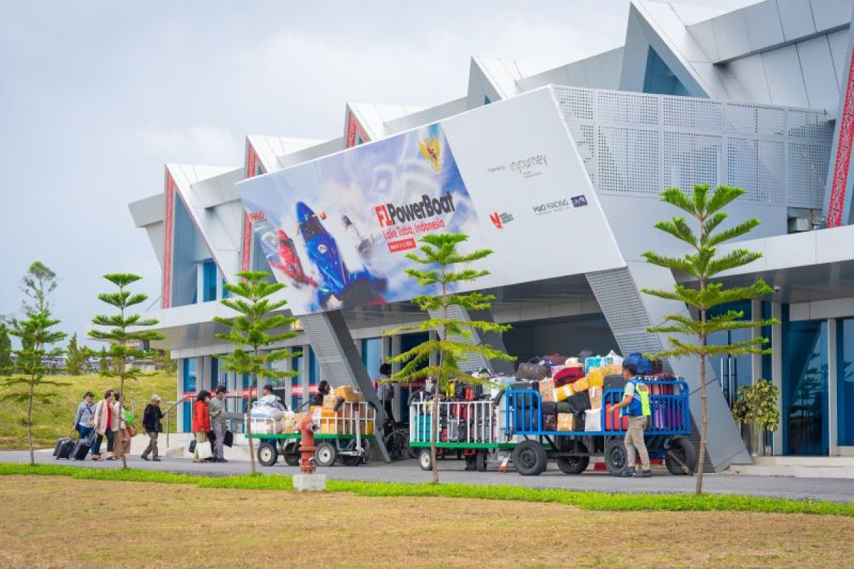 Penumpang Bandara Sisingamangaraja XII meningkat jelang F1 Powerboat