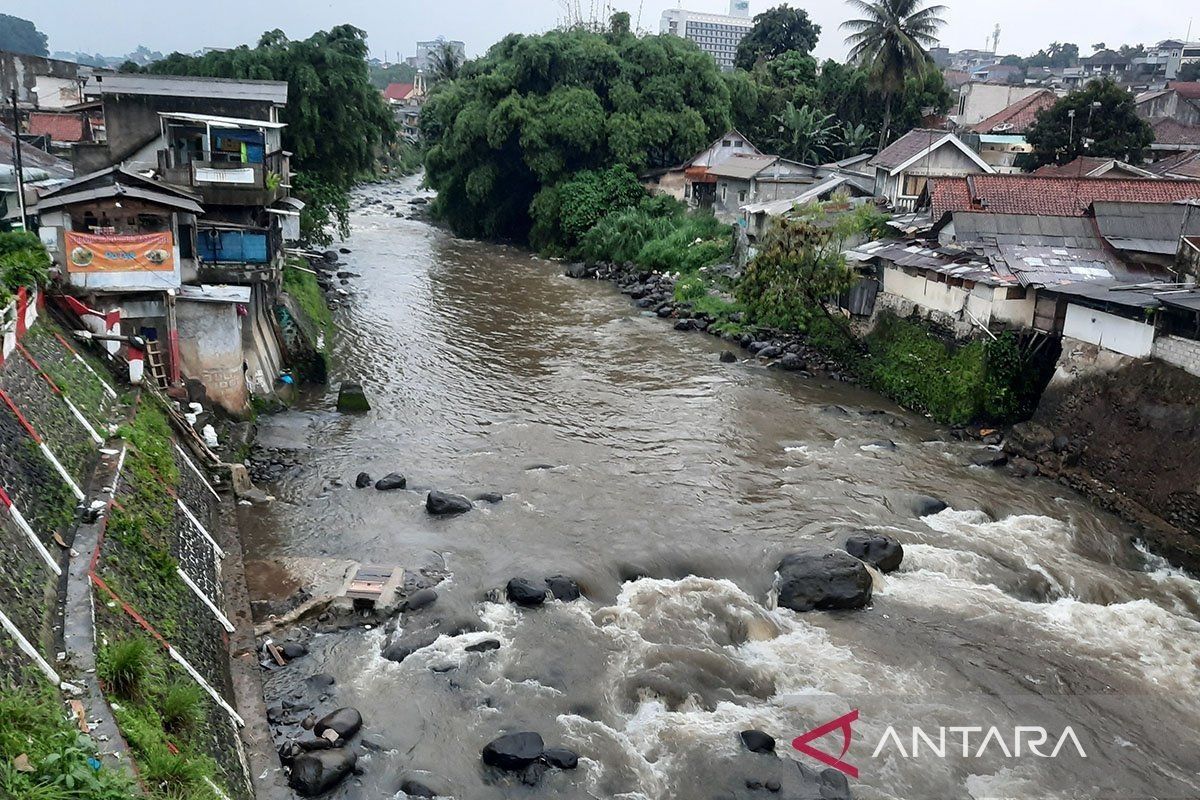 Cerita Jakarta dan air si "saudara kembar"