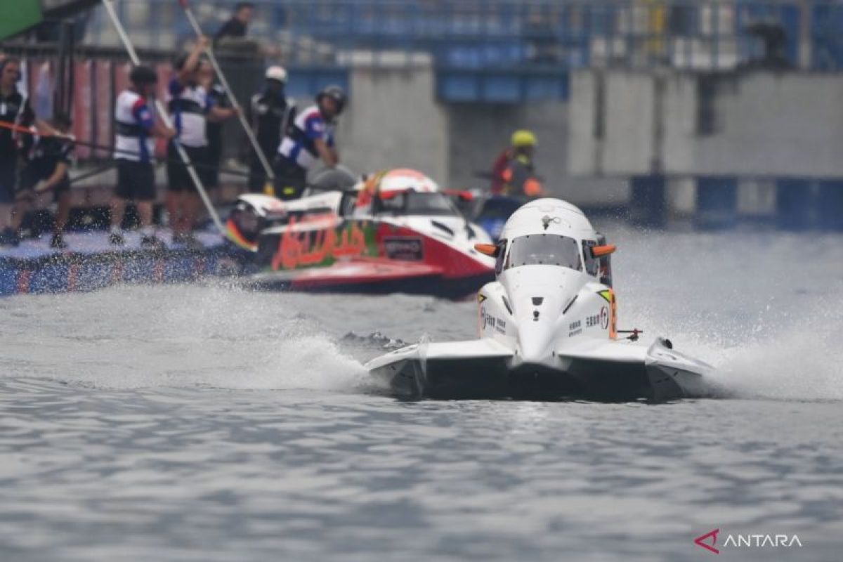 Jonas dan Erik raih poin sempurna dalam Sprint Race F1 Powerboat