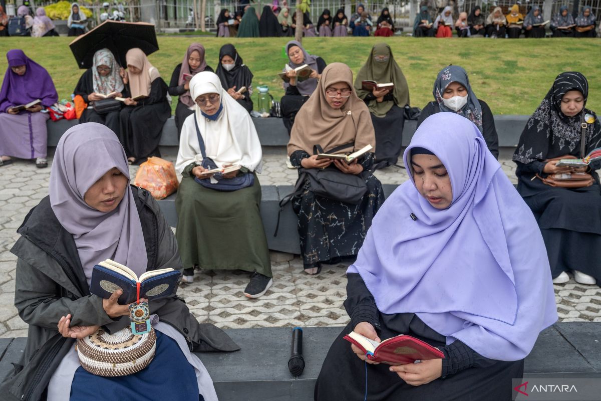 6 amalan sunnah untuk wanita di hari Jumat