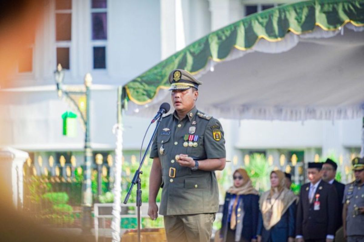 Wali Kota Banjarbaru minta Satpol PP tegakkan aturan dan layani masyarakat