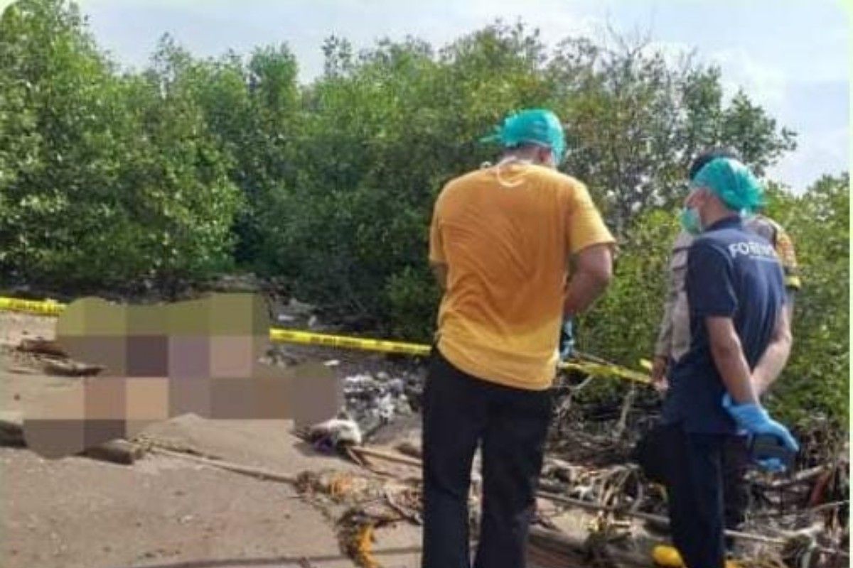 Inafis Satreskrim Polres Serang olah TKP evakuasi penemuan mayat