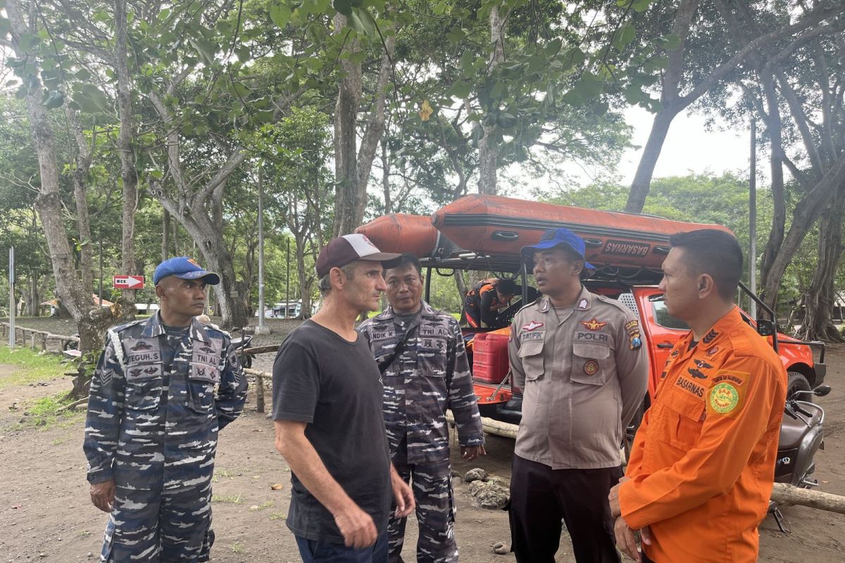 WNA Australia tenggelam saat berselancar di Pantai Grajagan Banyuwangi