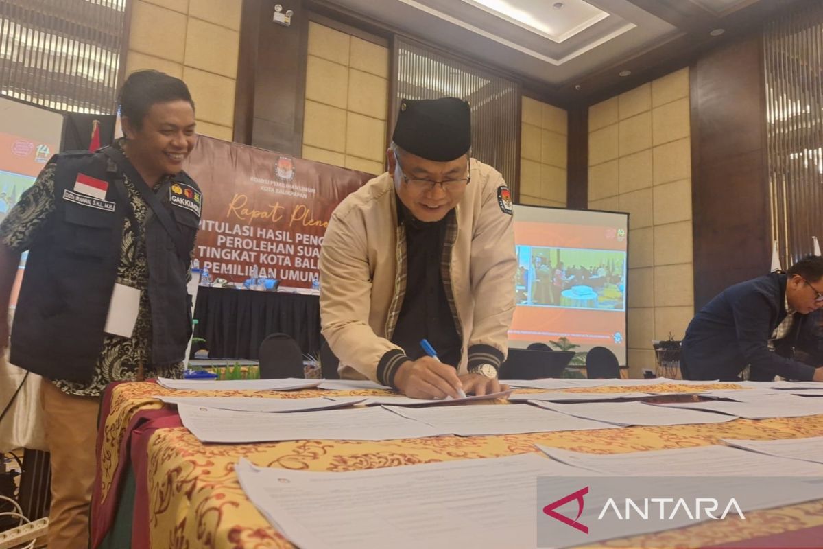 Pleno rekapitulasi tingkat Kota Balikpapan rampung sesuai prediksi