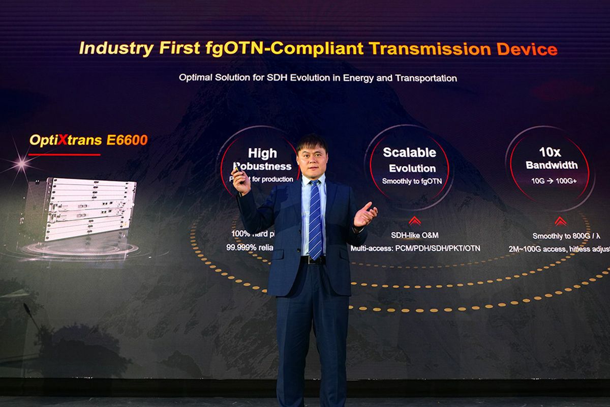 Huawei Launches Industry's First fgOTN-Compliant Optical Transmission Product
