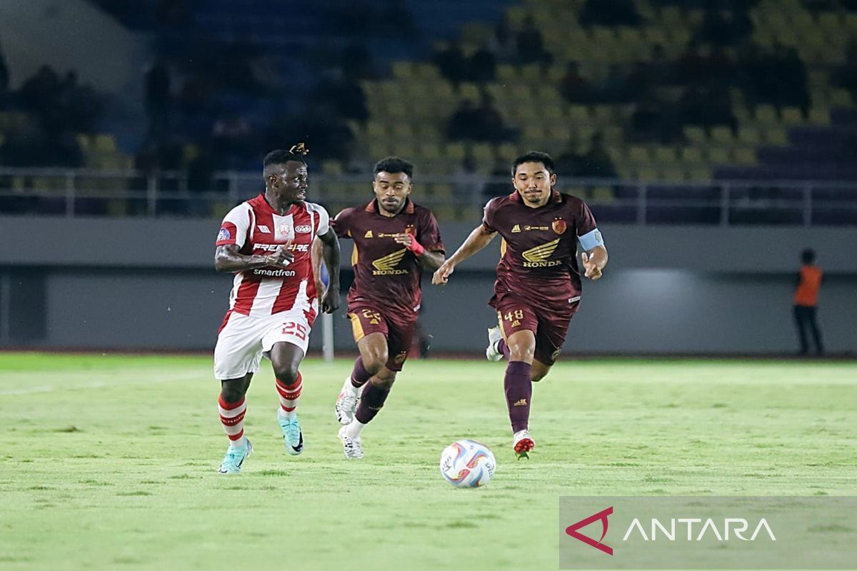 Liga 1 Indonesia - PSM Makassar tersandung 0-1 di markas Persis Solo