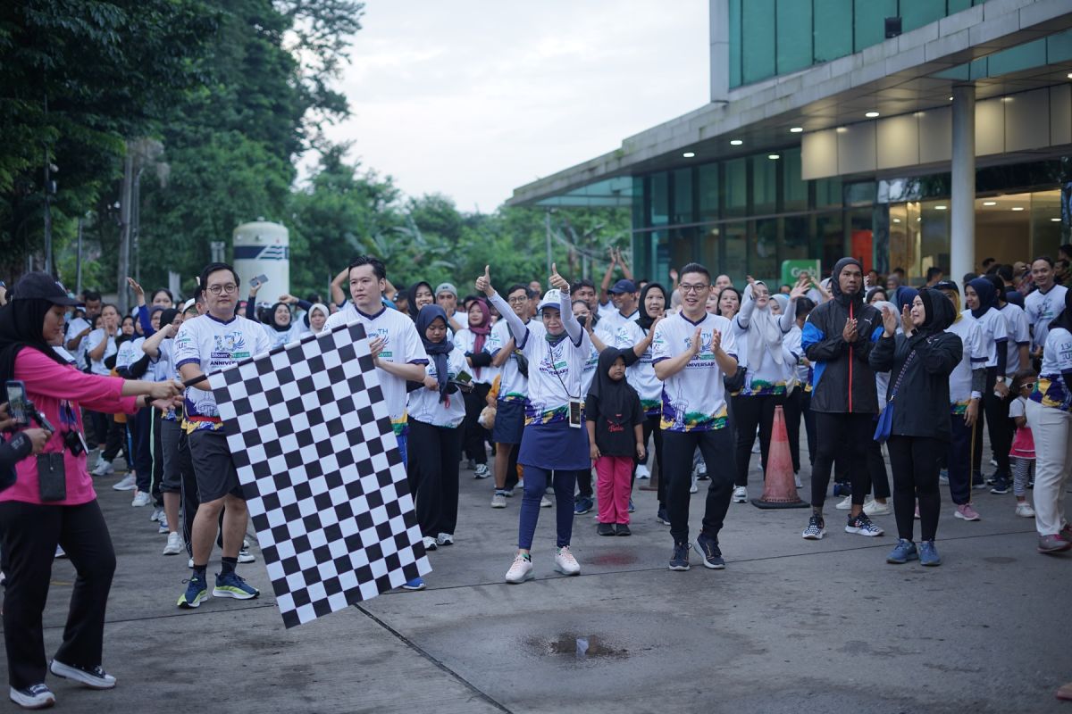 Siloam Hospitals Jambi gelar lari santai puncak HUT ke 13