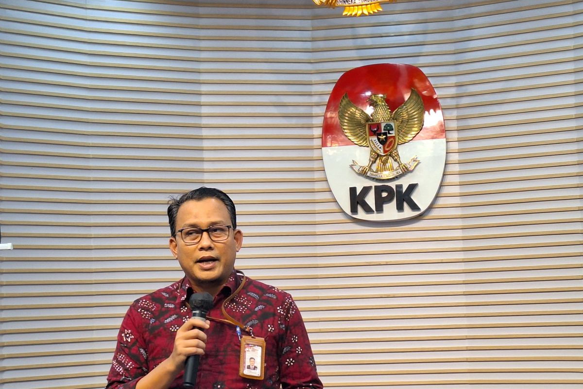 KPK periksa Direktur BKPM soal pesanan izin tambang Gubernur Malut