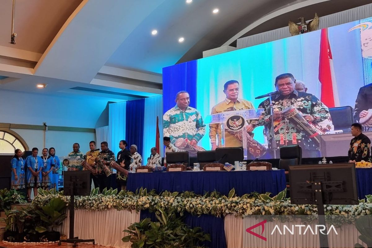 Rumasukun: Bank Papua harus optimalkan kinerja himpun DPK