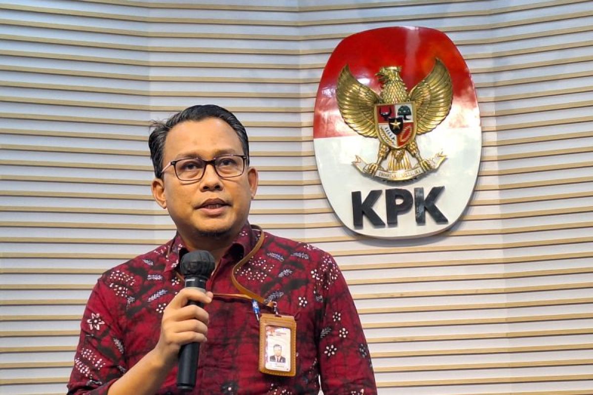 KPK cegah tujuh orang ke luar negeri terkait korupsi pengadaan rumah jabatan anggota DPR