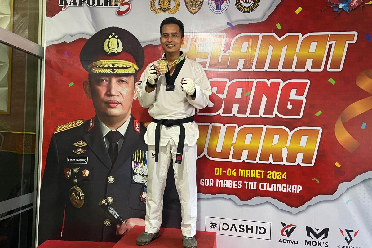 Kontingen taekwondo Polda Banten raih dua medali emas dari Kapolri Cup