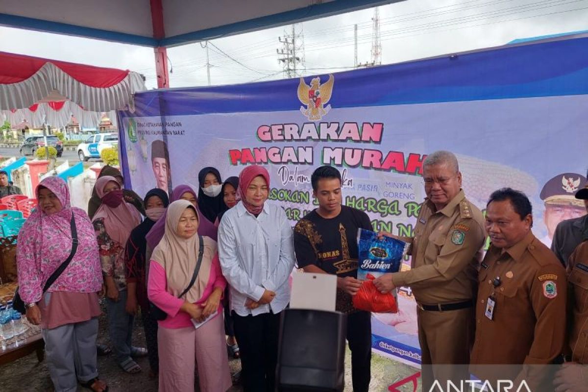 Pemprov Kalbar jelang Ramadhan menggelar pasar murah di Kapuas Hulu