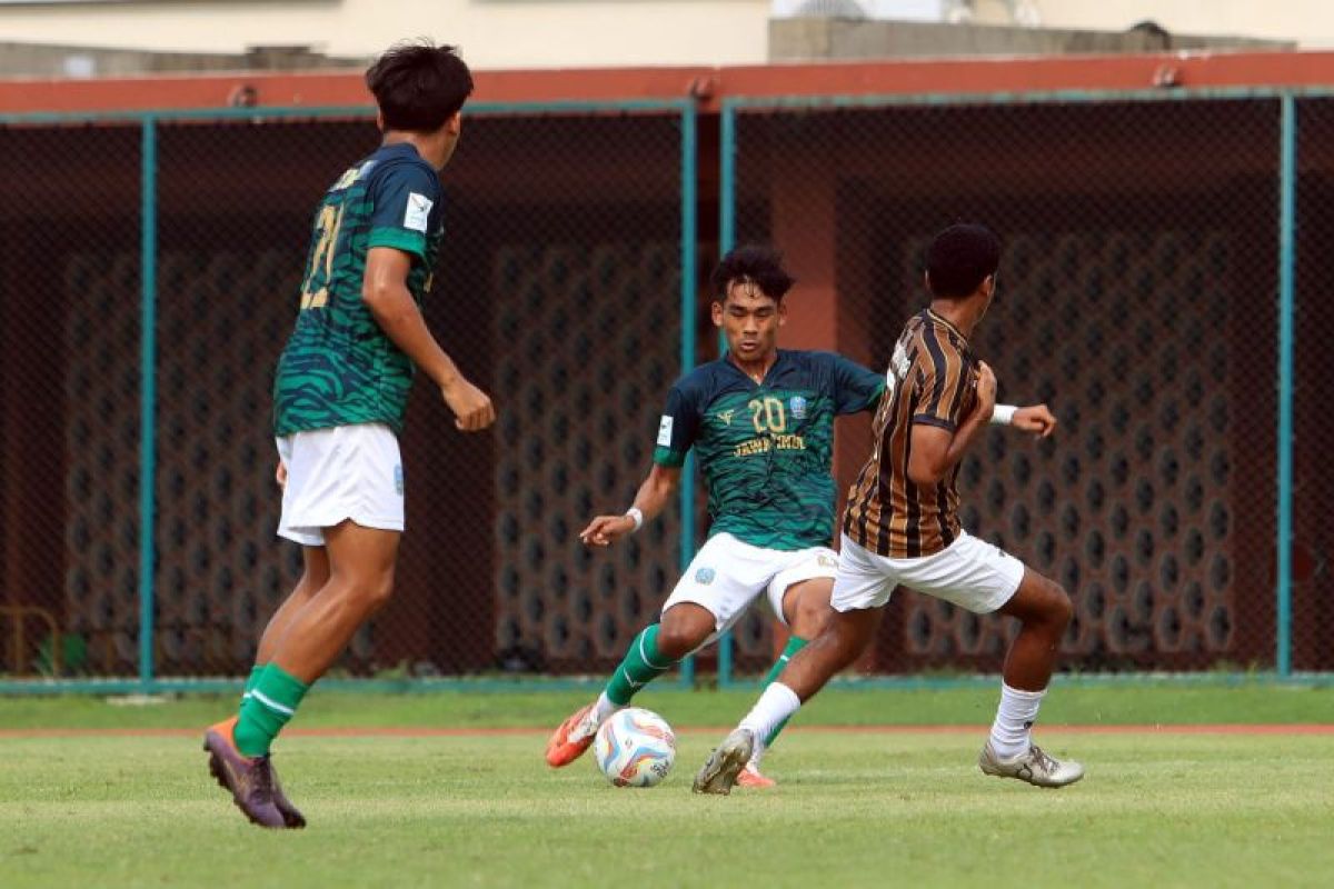 Atasi Malut 3-1, Tim sepak bola Jatim selangkah lagi lolos PON XXI