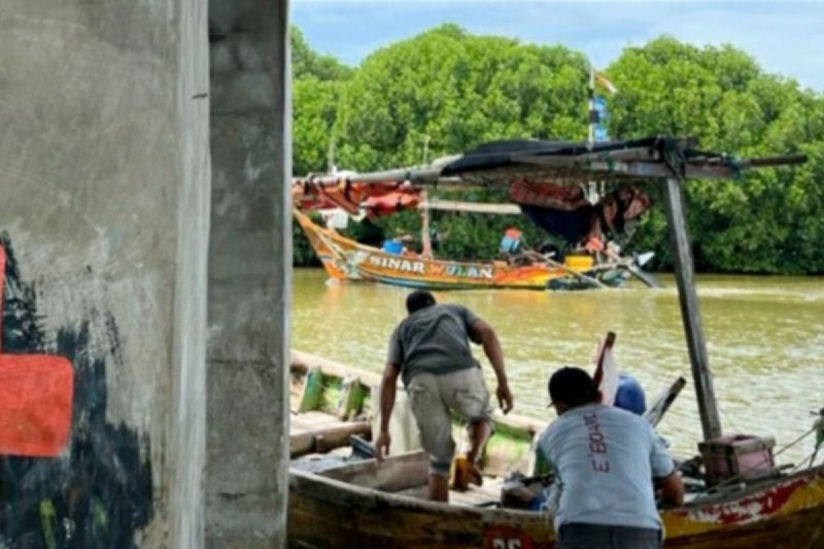 PHE ONWJ bangun galangan kapal Karawang bantu perbaiki perahu nelayan