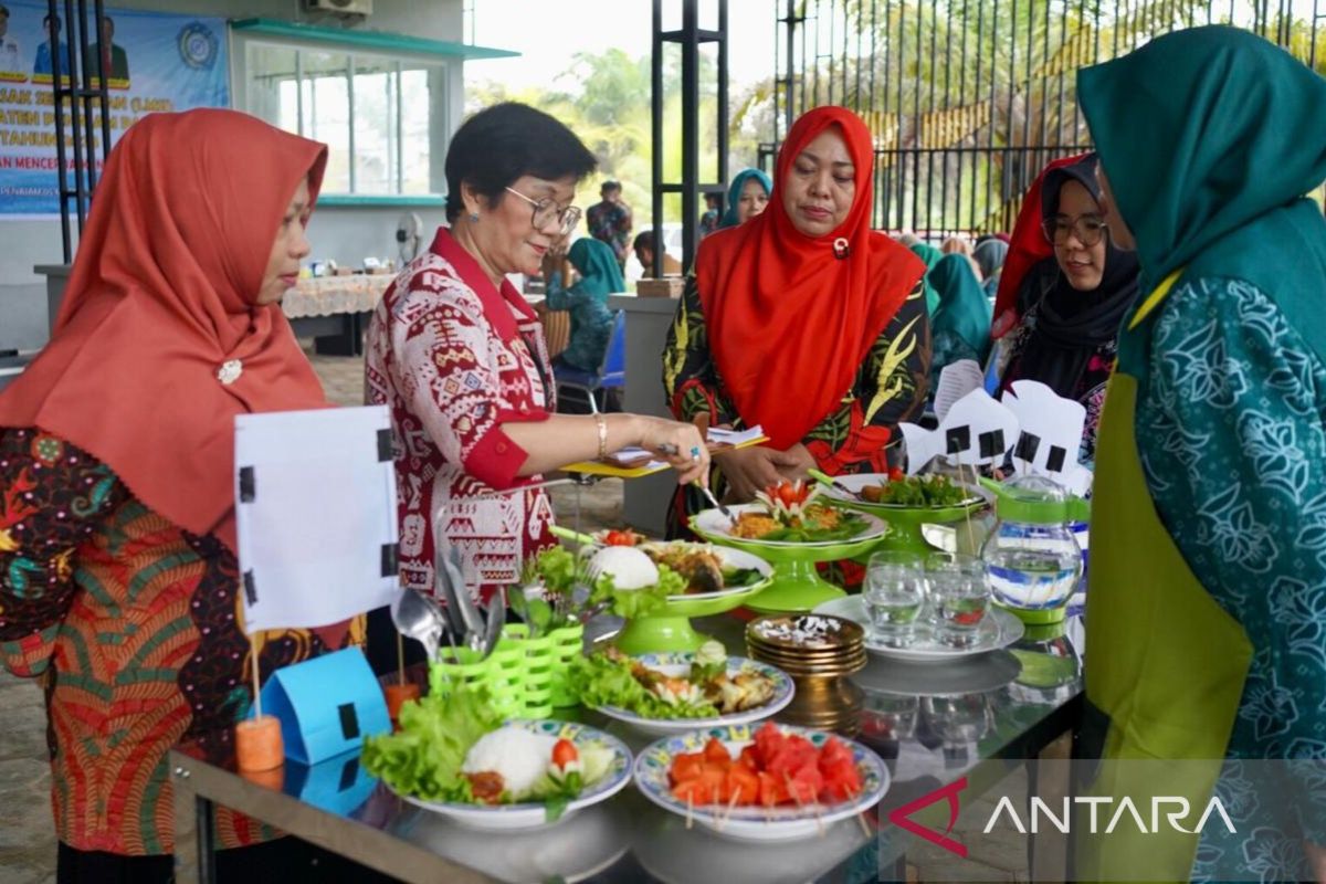 Kabupaten Penajam ajak masyarakat  gemar makan ikan lewat lomba masak