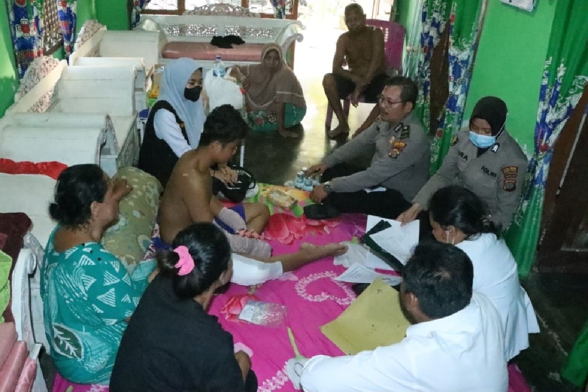 Polres Sergai datangi rumah korban begal dan lakukan trauma healing