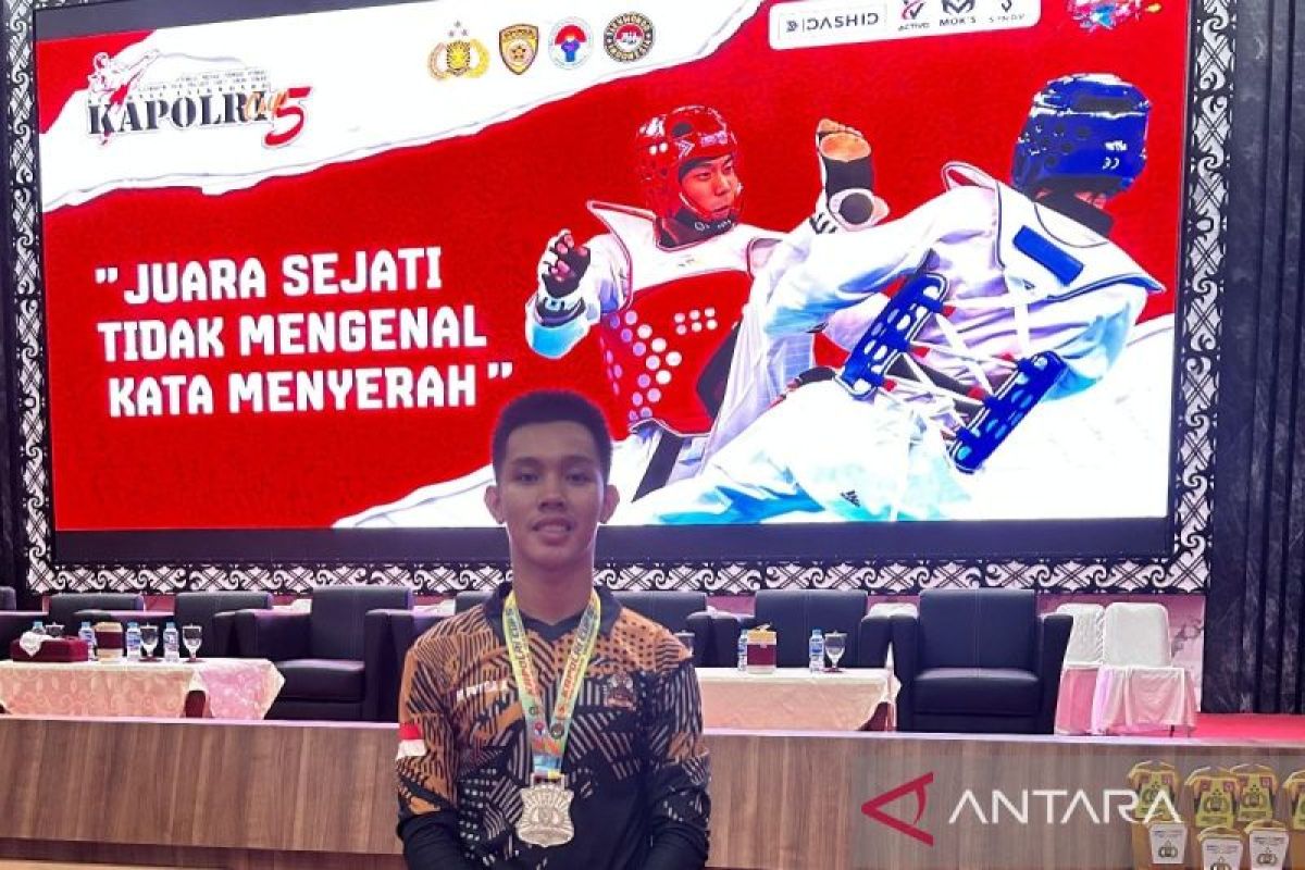 Polda Sumsel raih  tiga medali emas Kejurnas Taekwondo 2024