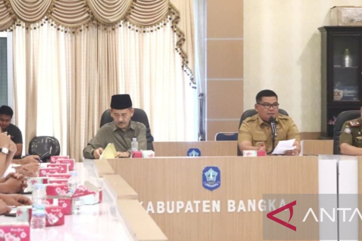 Pj Bupati Bangka ajak pegawai pemerintah bayar zakat melalui Baznas