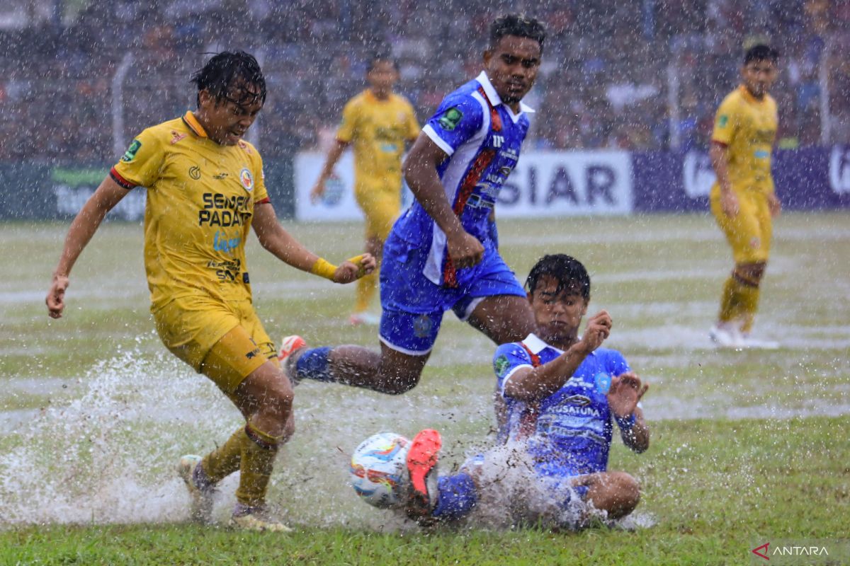 Leg pertama final Liga 2 - PSBS Biak tekuk Semen Padang 3-0