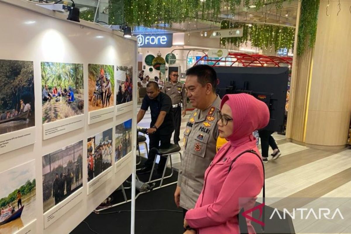 Kapolda Riau hadiri pameran foto cooling system Pemilu 2024