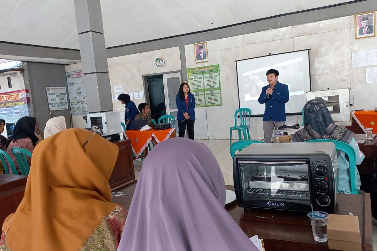 Mahasiswa ajak kaum ibu di Cipete Banyumas lakukan diversifikasi pangan