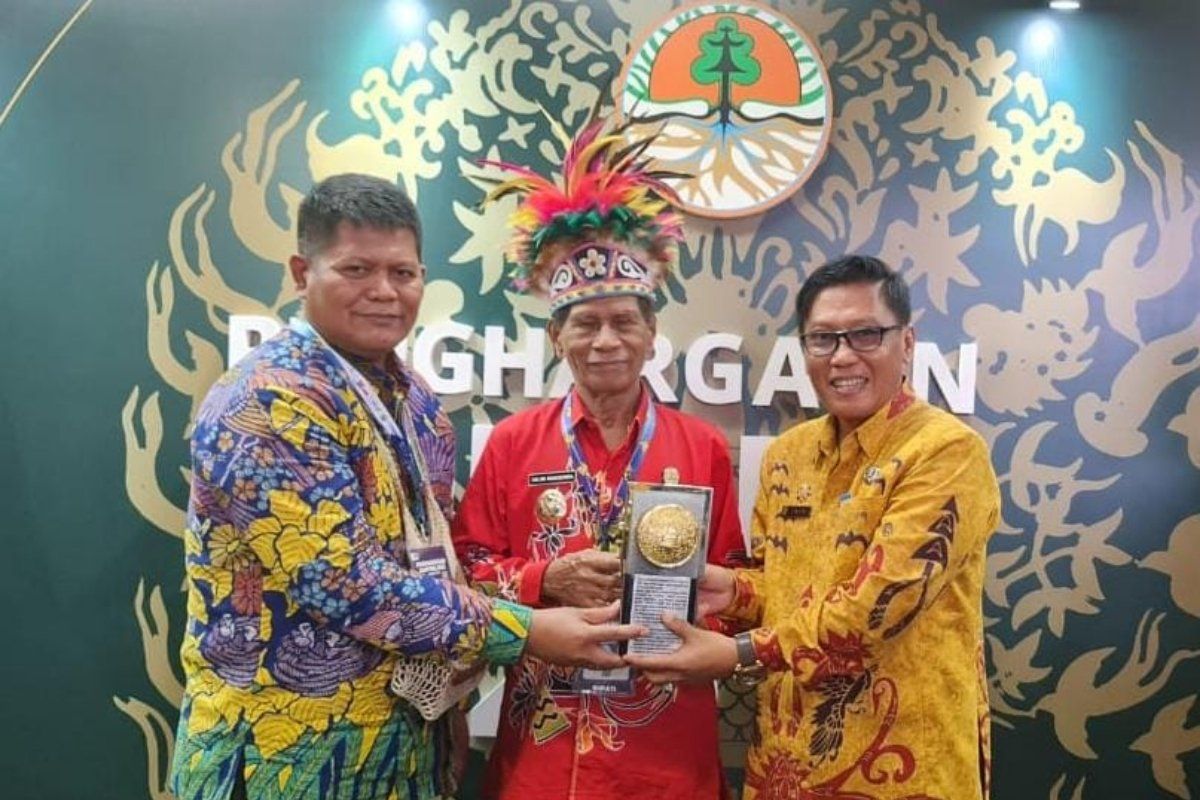 Kabupaten Biak Numfor meraih piala Adipura ketujuh