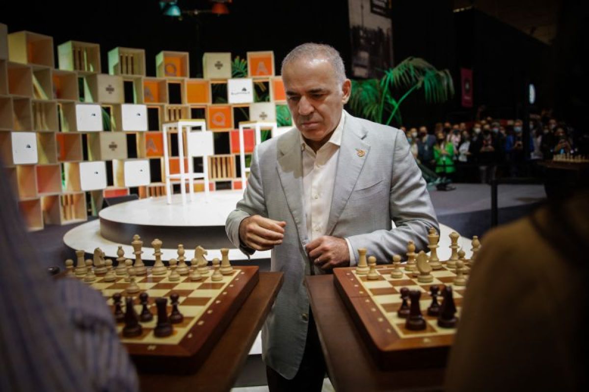 Legenda catur Rusia, Garry Kasparov, masuk dalam daftar teroris