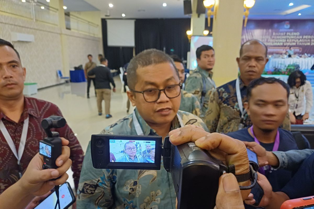 Rapat pleno rekapitulasi suara tingkat Provinsi di Kepri minus Kota Batam