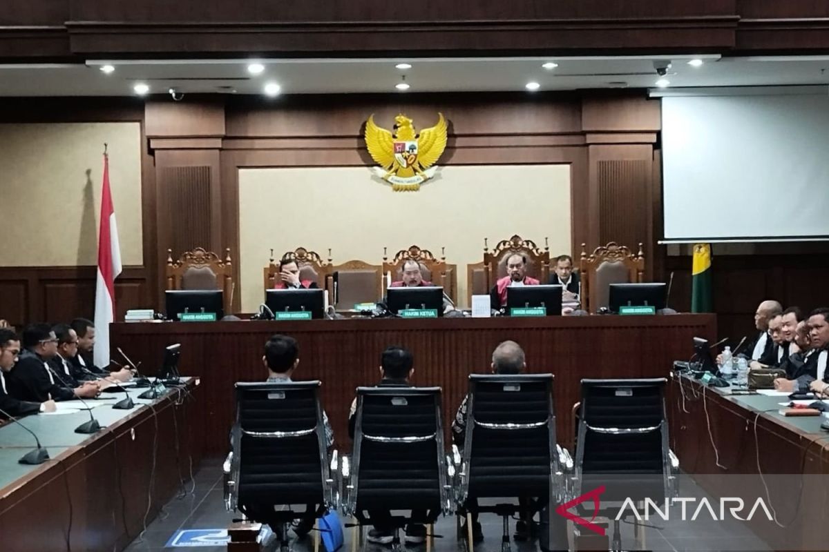 Sidang pembacaan eksepsi Syahrul Yasin Limpo ditunda karena hakim sakit