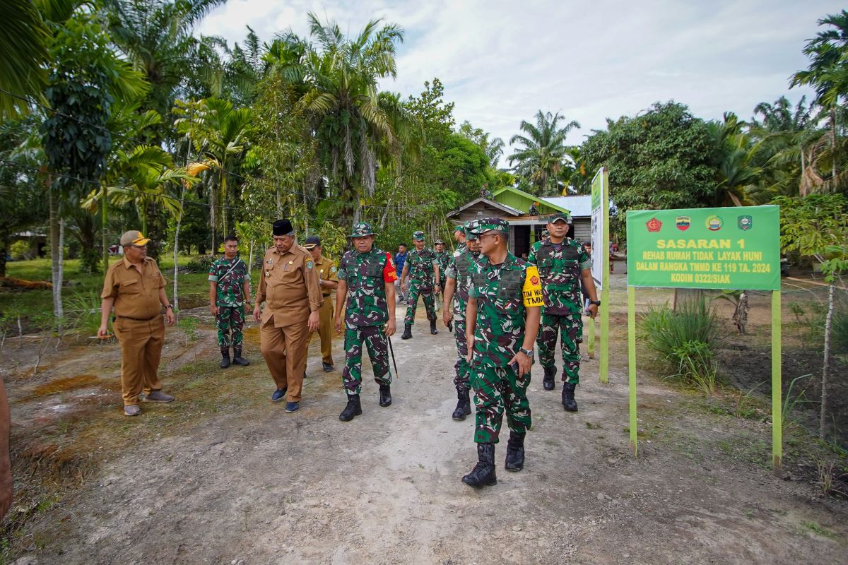 Aster Kasad dan Mabes TNI AD tinjau pelaksanaan TMMD ke-119 di Siak