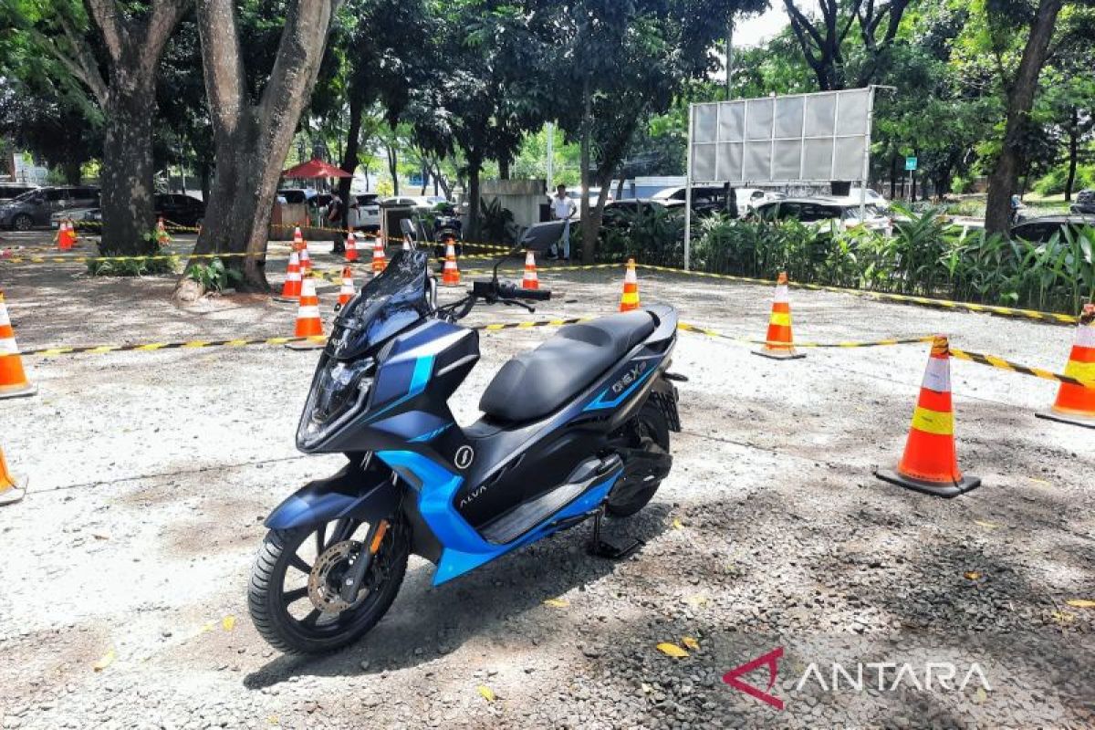 Motor listrik One XP mulai didistribusikan pada April 2024