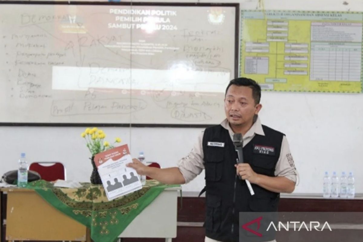 KPU Riau ambil alih kewenangan 11 KPU kabupaten/kota