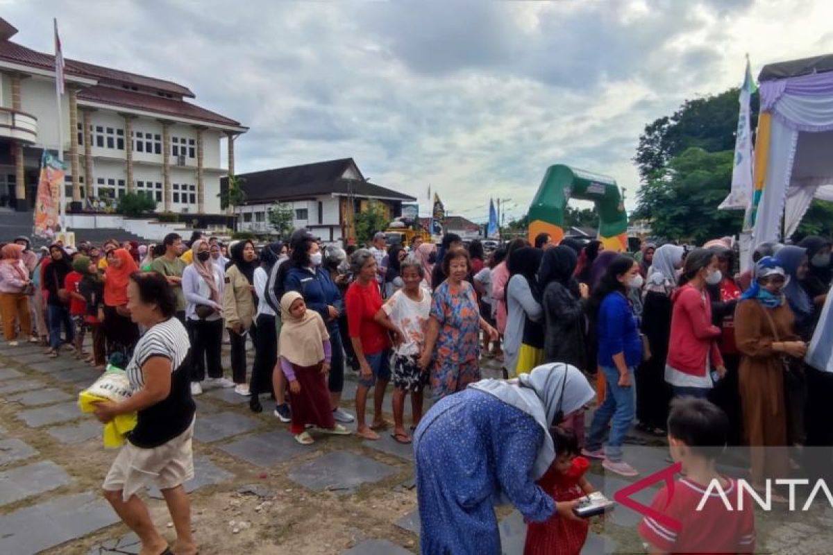 Warga Pangkalpinang padati pasar pangan murah