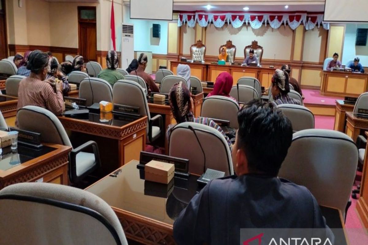 DPRD Kulon Progo laksanakan pemberhentian dan pengusulan Wakil Ketua I