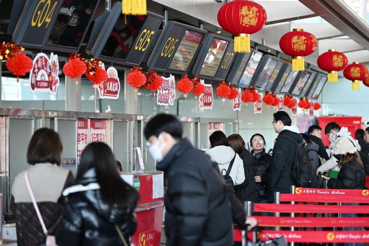 China pecahkan rekor perjalanan udara periode Festival Musim Semi 2024