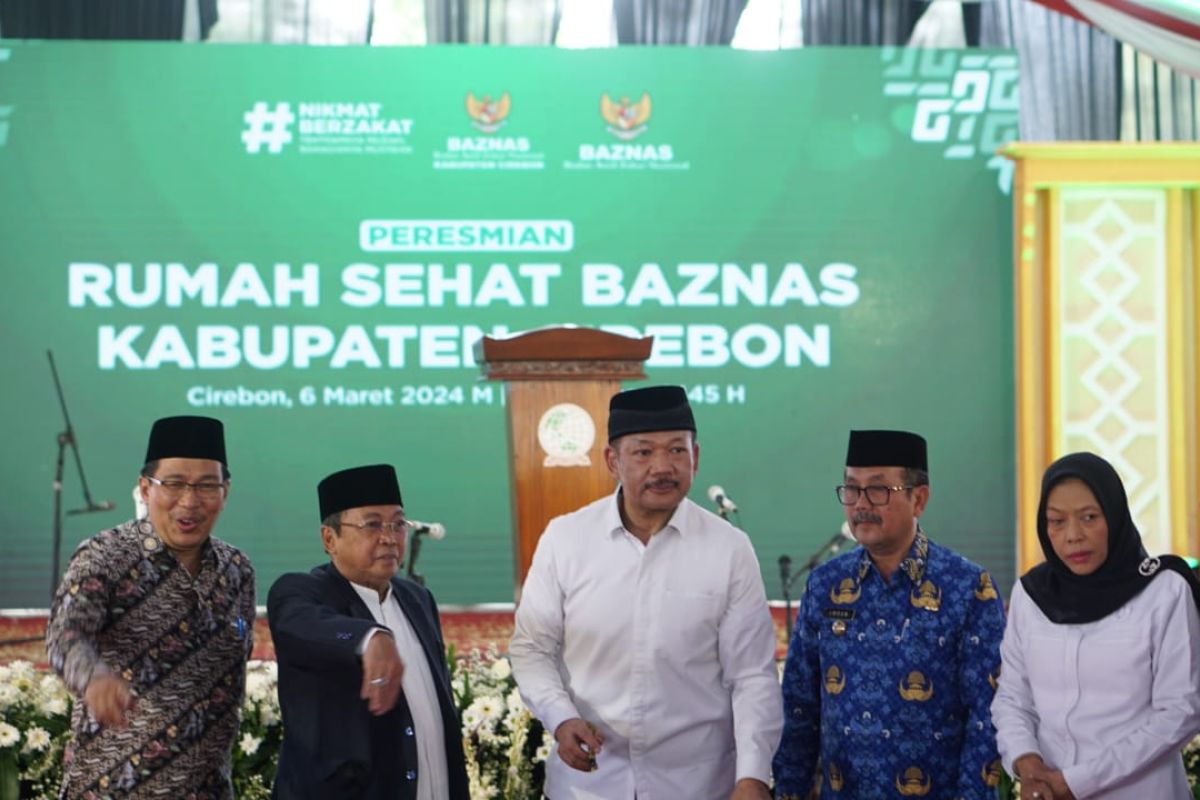 Kemenag resmikan Rumah Sehat Baznas di Ponpes KHAS Kempek Cirebon