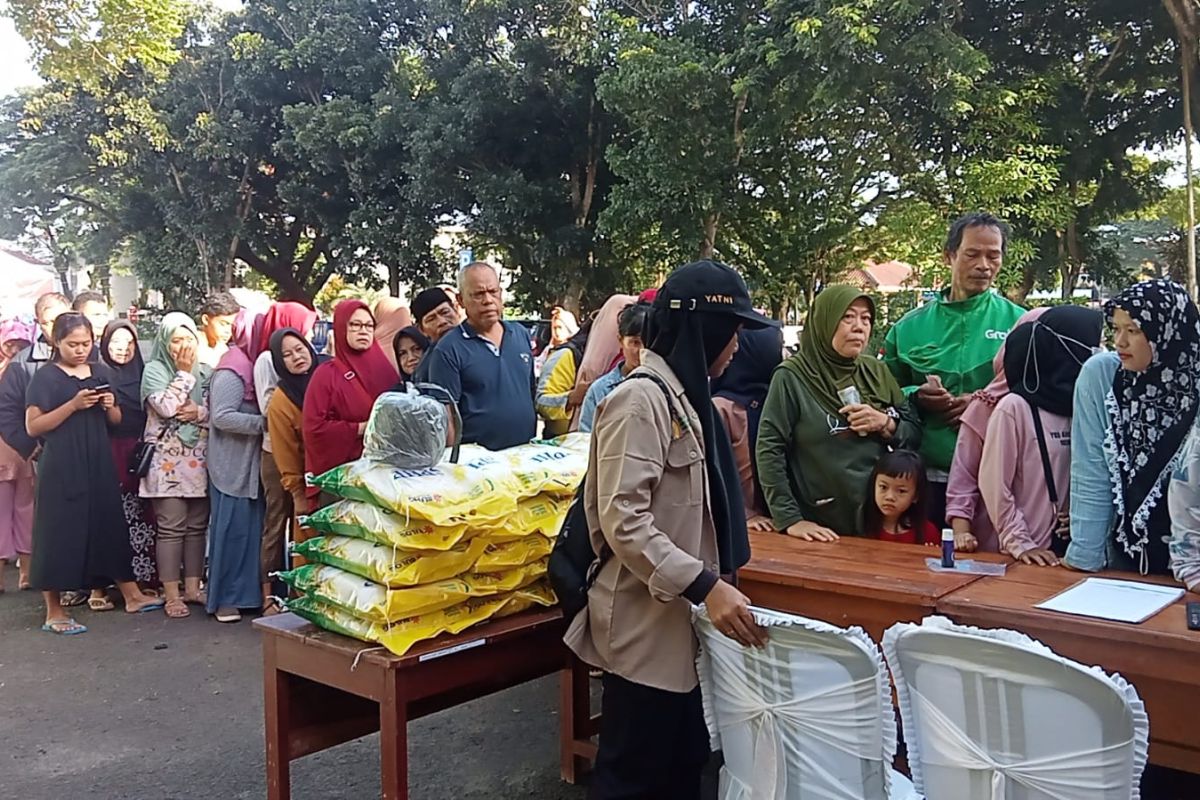 Disketapang Lebak gelar gerakan pasar murah bahan pokok