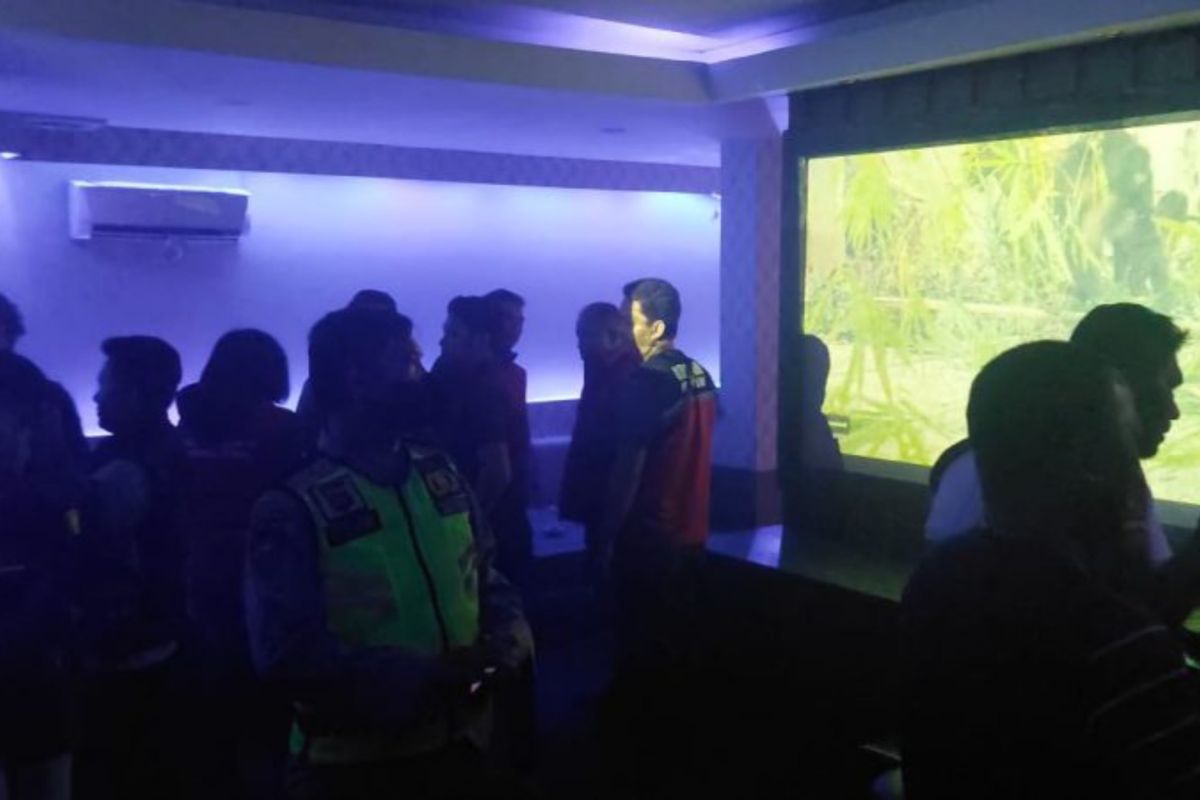 Polisi Jambi tangkap pengunjung kelab malam positif narkoba