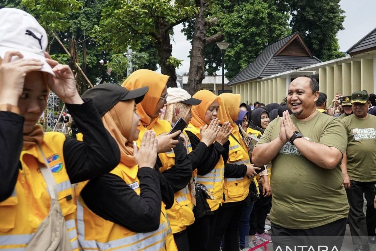 DPRD Kota Bogor komitmen kawal peningkatan kesejahteraan petugas kebersihan