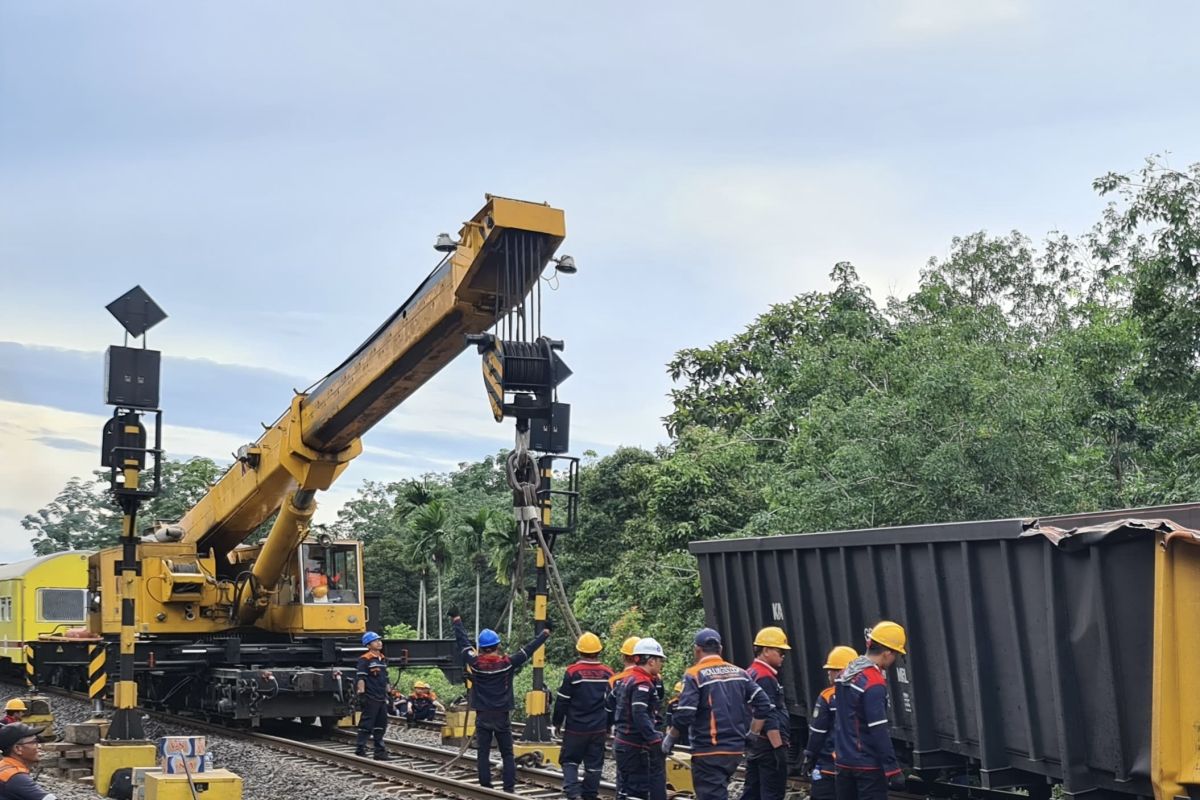 KAI: Jalur kereta Gunung Megang-Penanggiran kembali normal