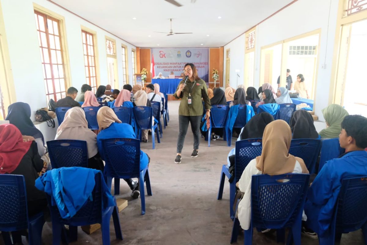 OJK Maluku tingkatkan literasi keuangan masyarakat di Pulau Banda 
