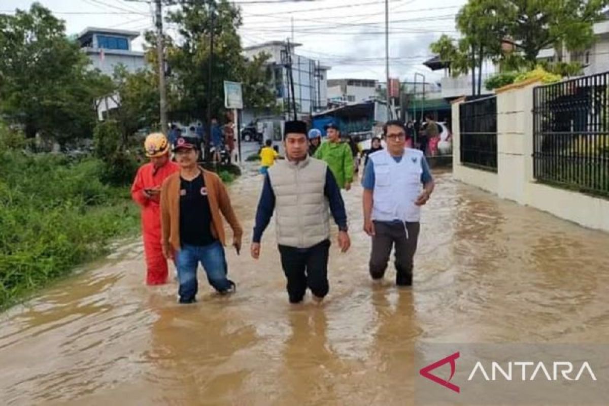 Wakil Wali Kota Solok kunjungi warga terdampak banjir