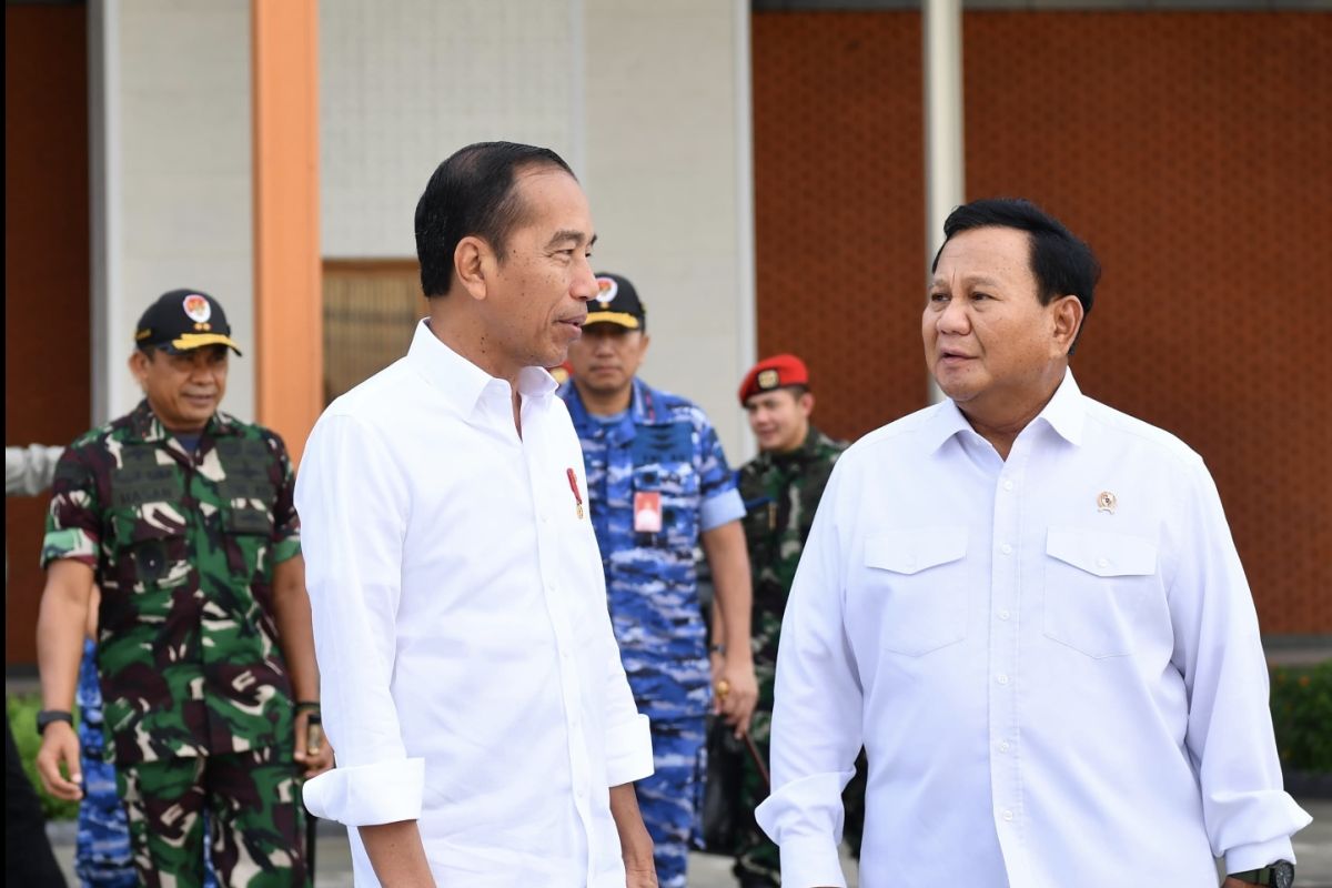 Joko Widodo didampingi Prabowo ke Jatim untuk kunjungan kerja