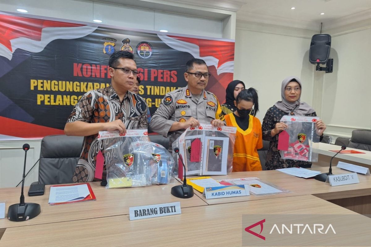 Polda Kaltim ringkus wanita muda penjual konten tak senonoh