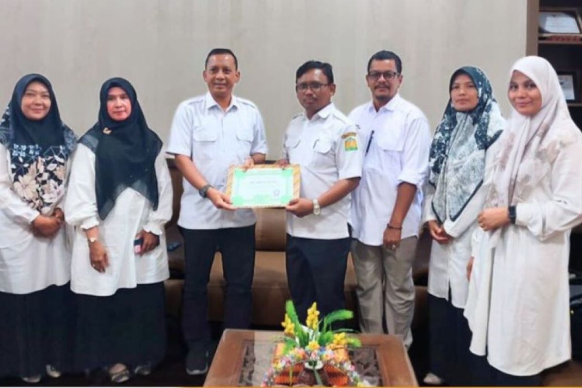 Aceh Besar raih penghargaan penerbitan registrasi pangan