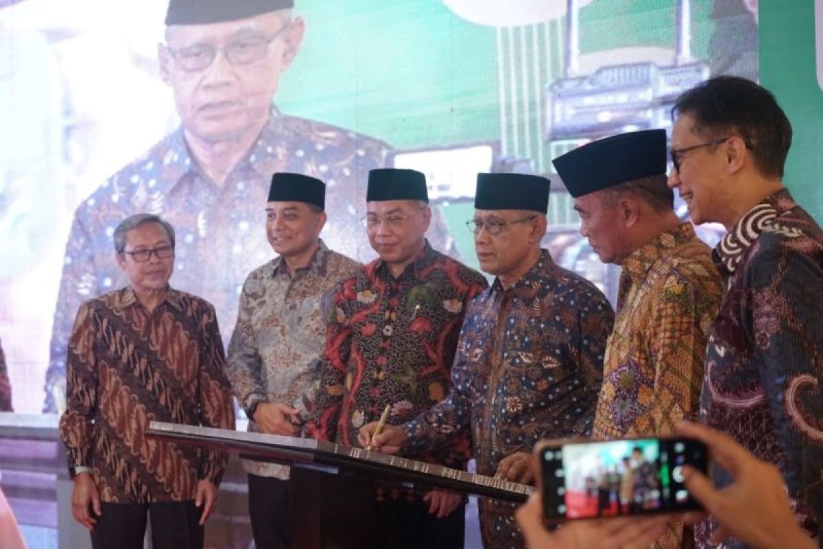 Haedar Nashir resmikan At Ta'awun Tower dan groundbreaking RSGM UMS