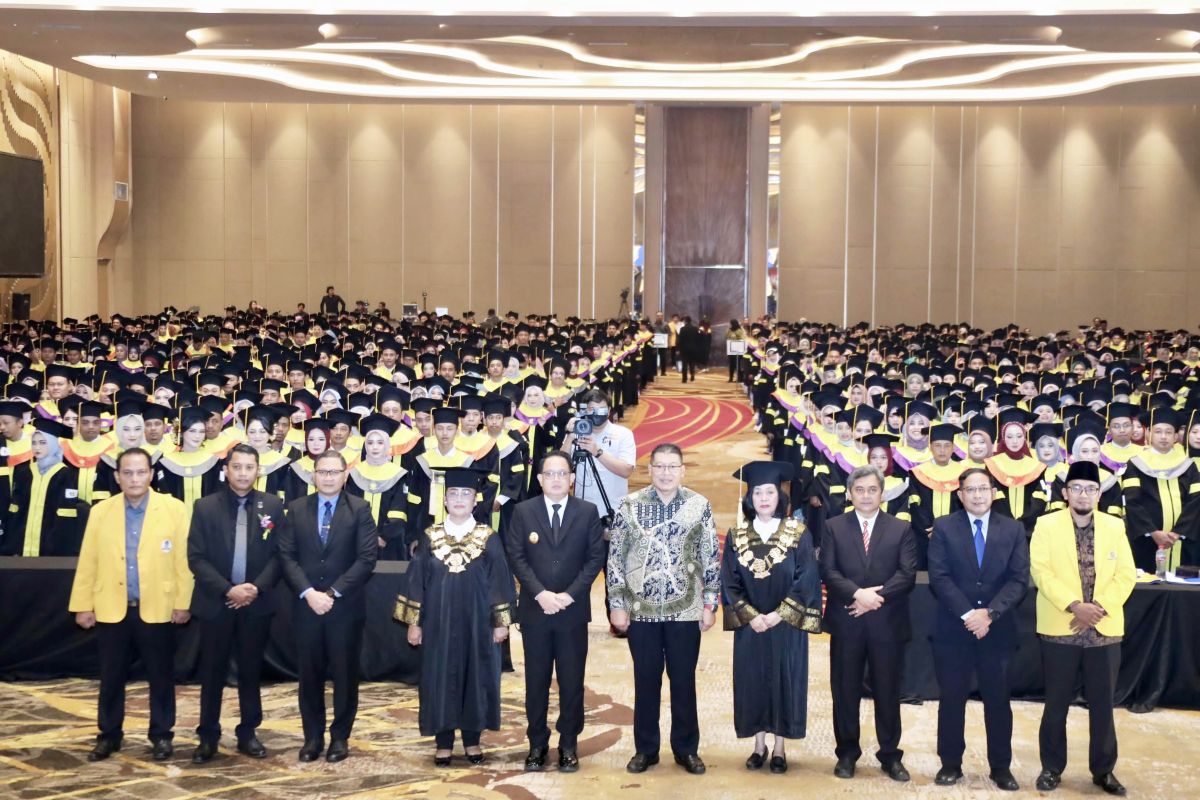 Lulusan UT berkontribusi dalam pembangunan Indonesia
